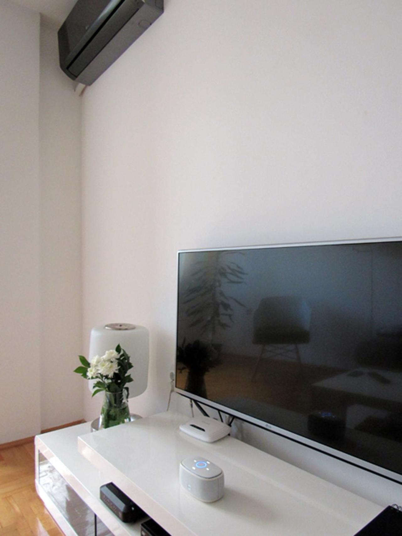 65 Square Meters Designer Apartment In Heart Of City - River View ! Park For Free Ni 외부 사진