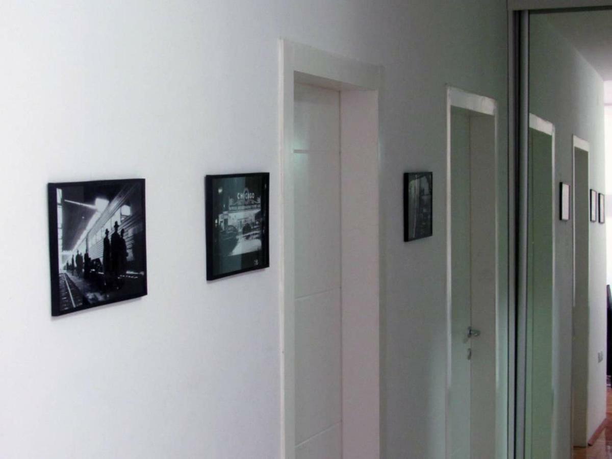 65 Square Meters Designer Apartment In Heart Of City - River View ! Park For Free Ni 외부 사진